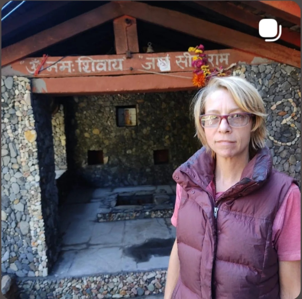 after renovating the dhuni at Uma Giri Kutir, Taptkund Mahadev Mandir, Sailing, Bageshwar District, Uttarakhand, India. sustainable construction projects, renovations, relativelyLocal Nikol Giri, Nicole Jaquis, www.relativelylocal.com